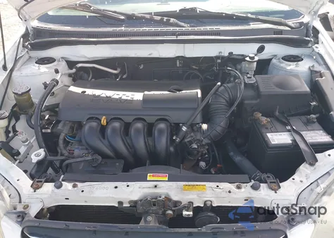 2004 Toyota Corolla S z USA, uszkodzony, nr VIN 1NXBR32E64Z234341